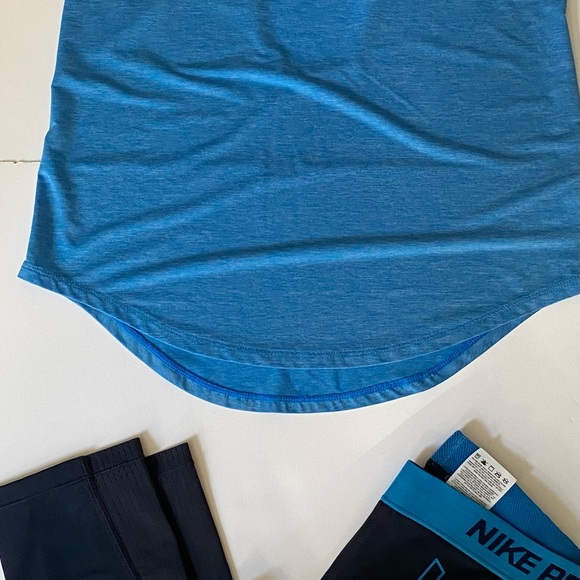 Nike apparel SOLD ‼️ - Picture 3 of 10